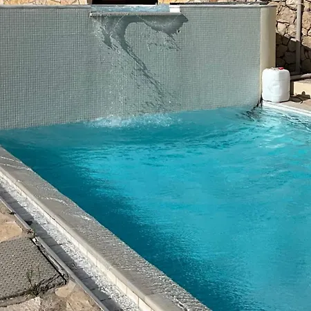 Kaminia Rose Private Pool & Jacuzzi * Ratzaklion