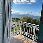 Kaminia Rose Private Pool & Jacuzzi Villa